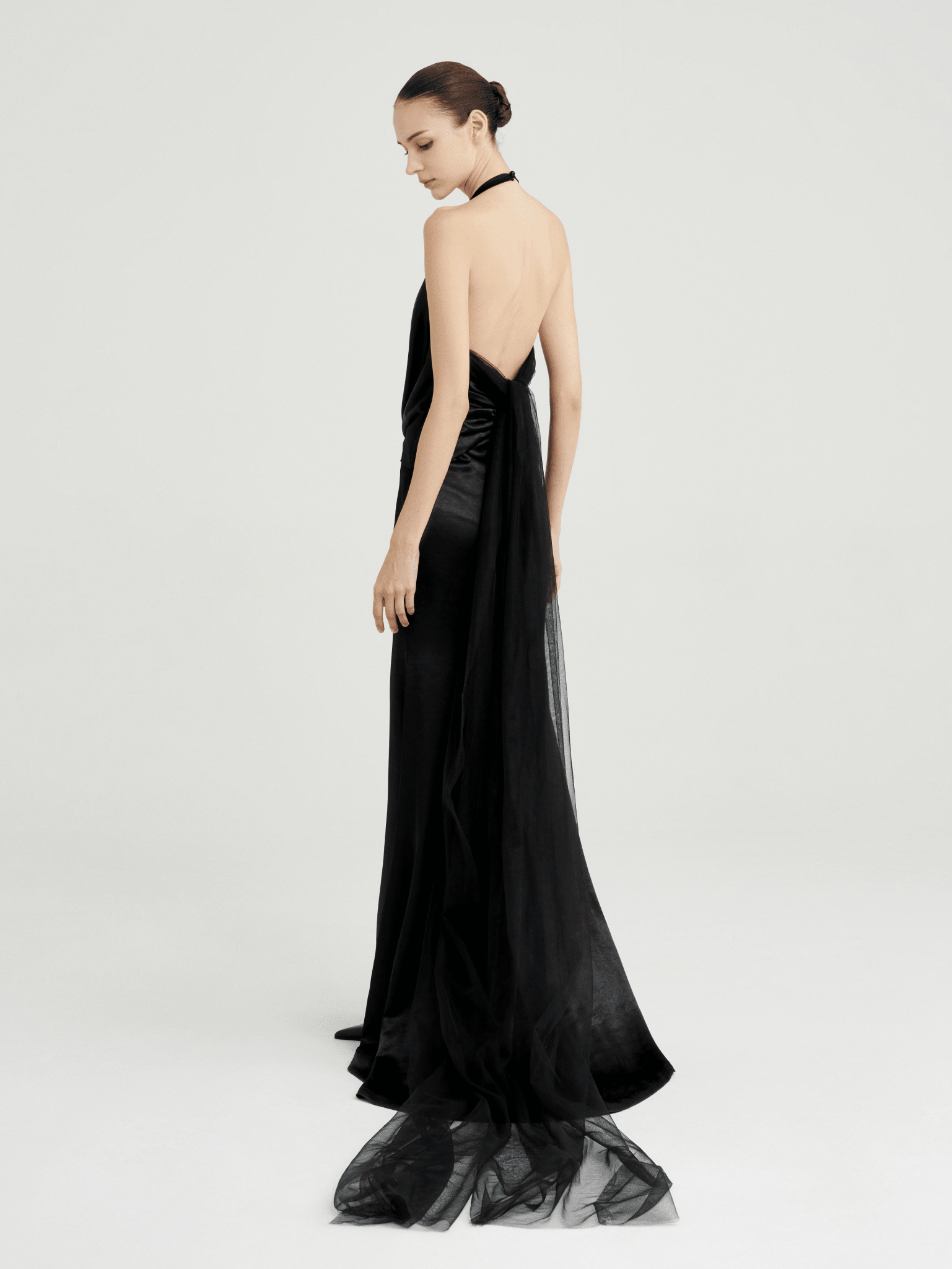 Elegant Backless Satin Dress with Mesh Drape Detail COCOSIN.OFFICIAL Elegant Backless Satin Dress with Mesh Drape Detail COCOSIN.OFFICIAL