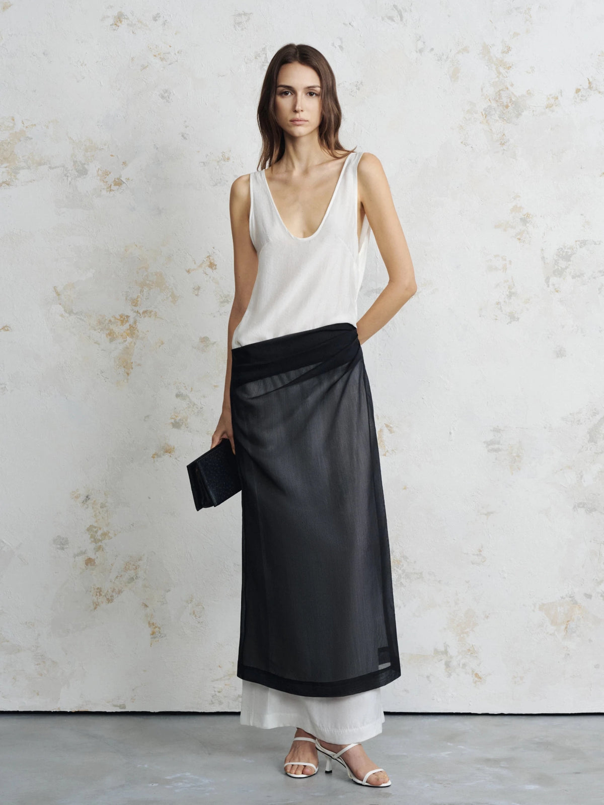 Maeve Monochrome Layered Maxi - COCOSIN.OFFICIAL