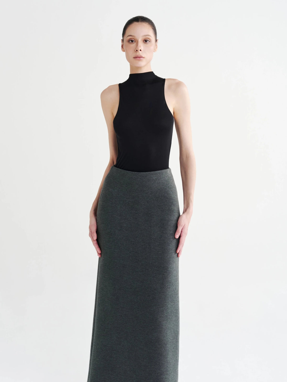 Minimalist Column Skirt - COCOSIN.OFFICIAL