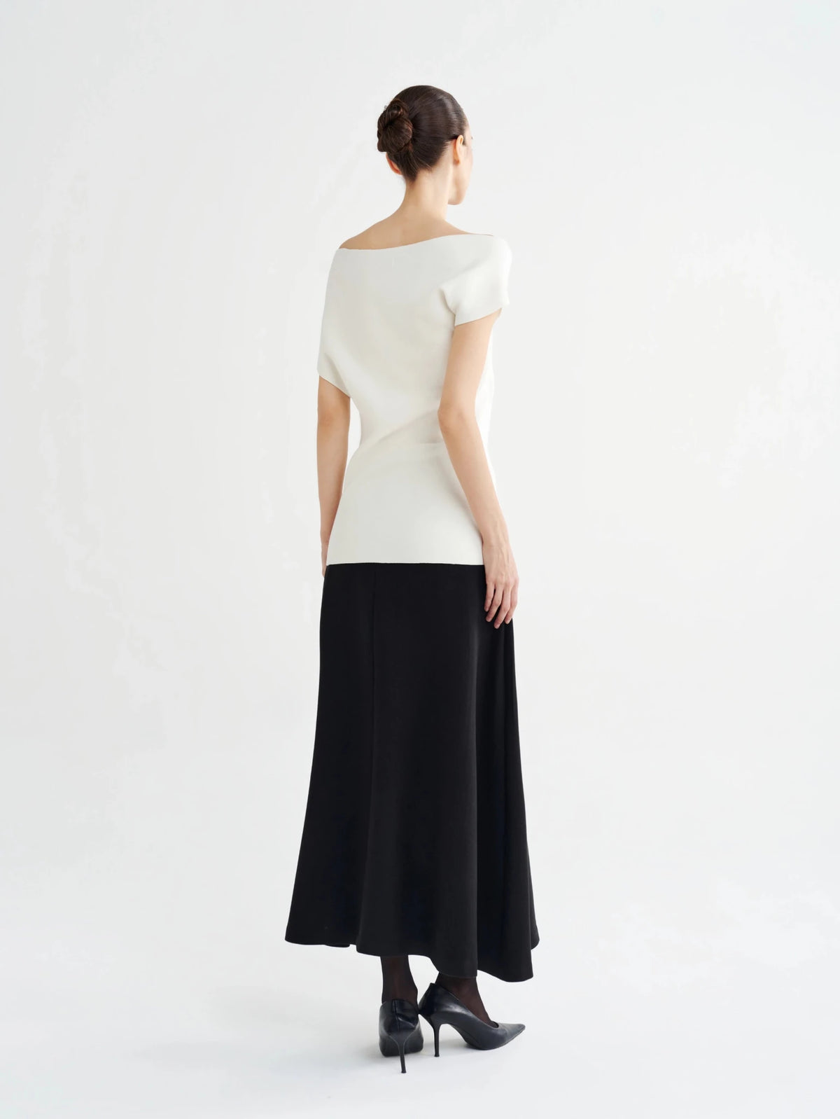 Minimalist Flared Midi Skirt - COCOSIN.OFFICIAL