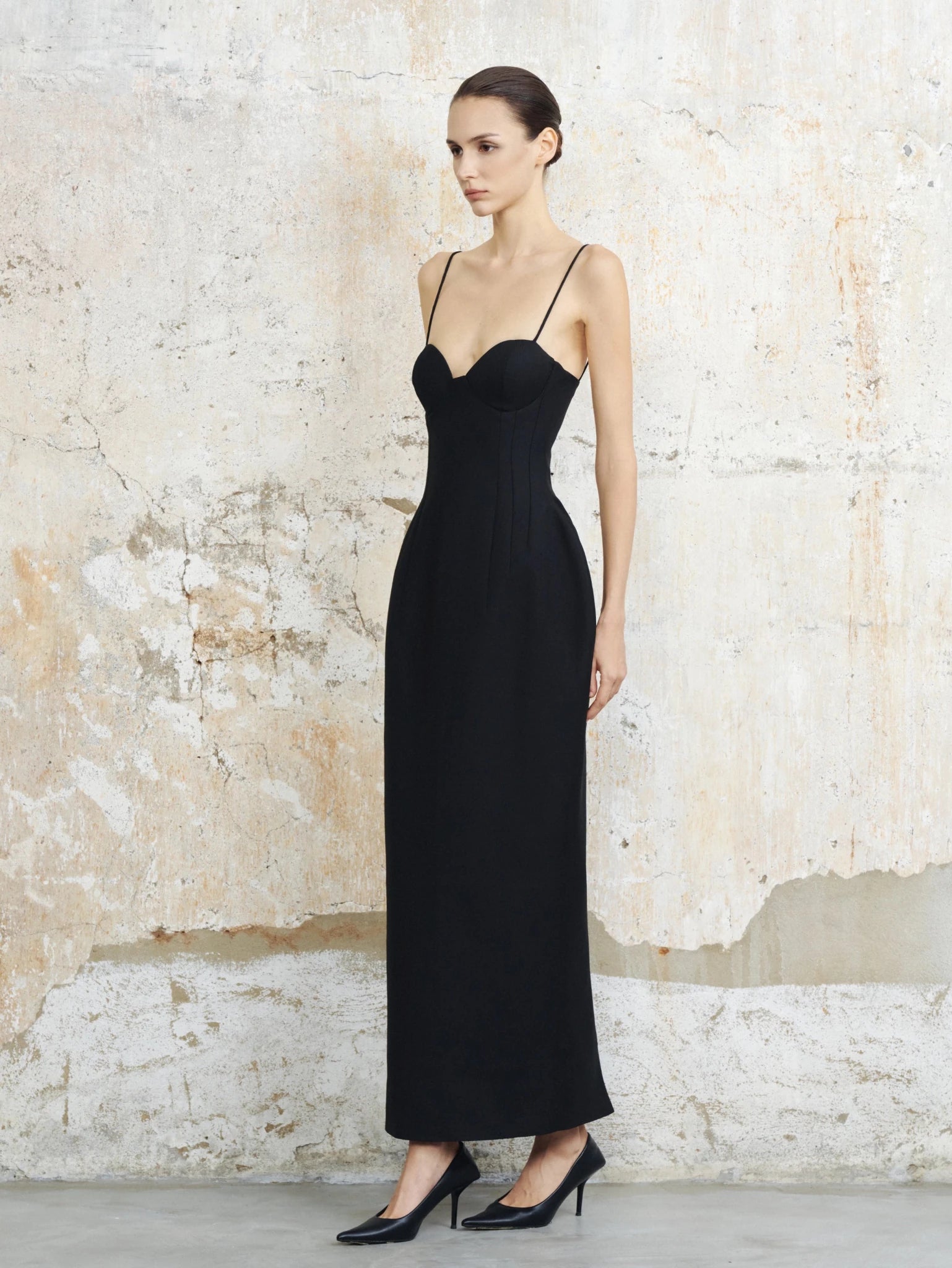 Noir Contour Midi Dress - COCOSIN.OFFICIAL