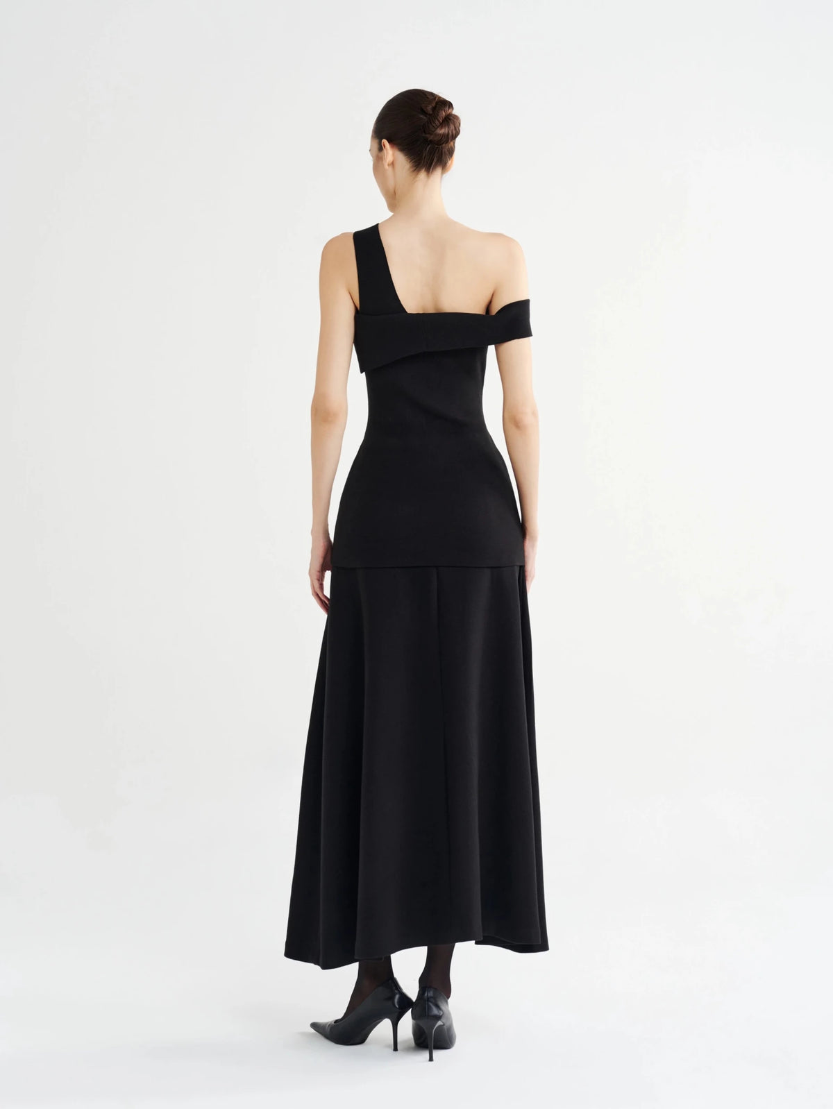Structured Asymmetric Off-Shoulder Top - COCOSIN.OFFICIAL