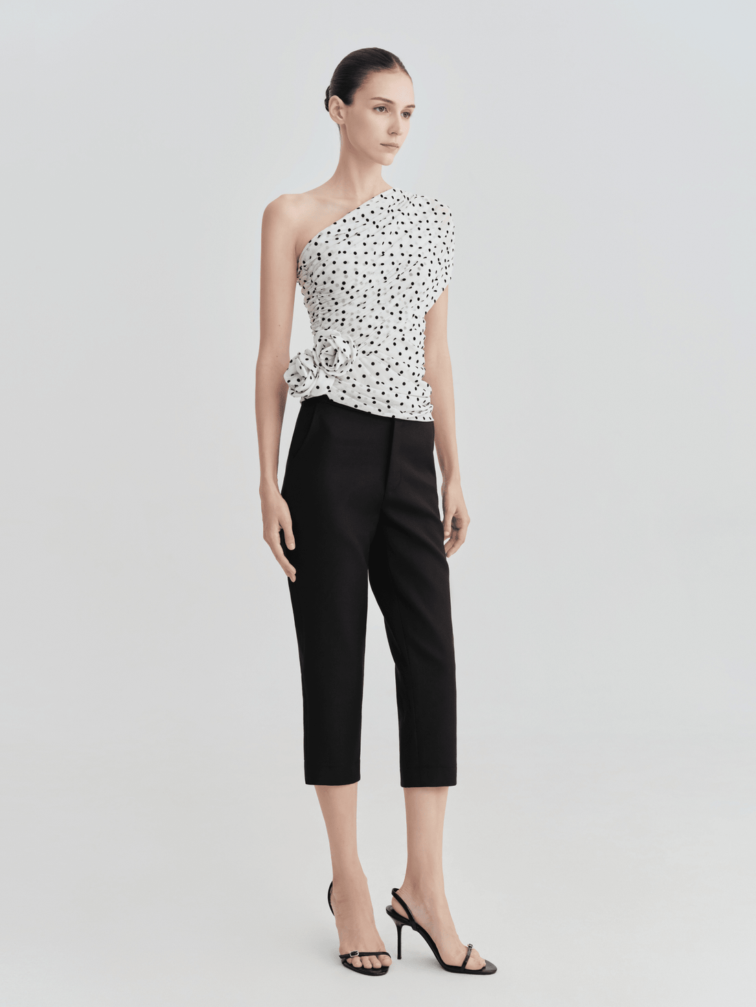 The Essential Cropped Trouser - COCOSIN.OFFICIAL