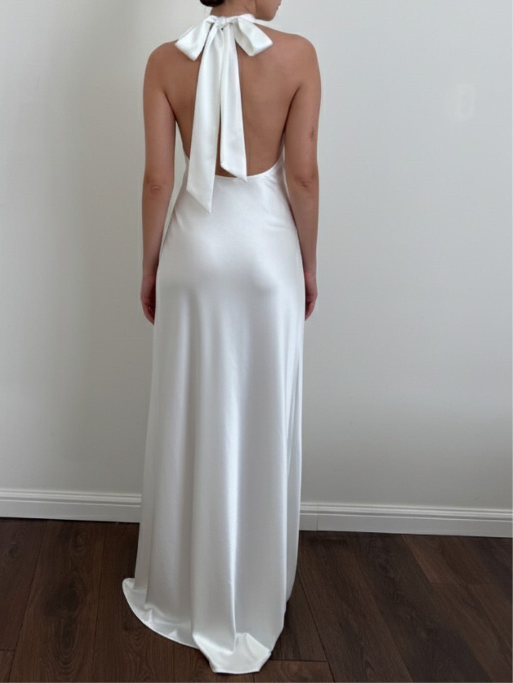 Luxurious Silk Halter Evening Gown with Cowl Neckline – COCOSIN.OFFICIAL
